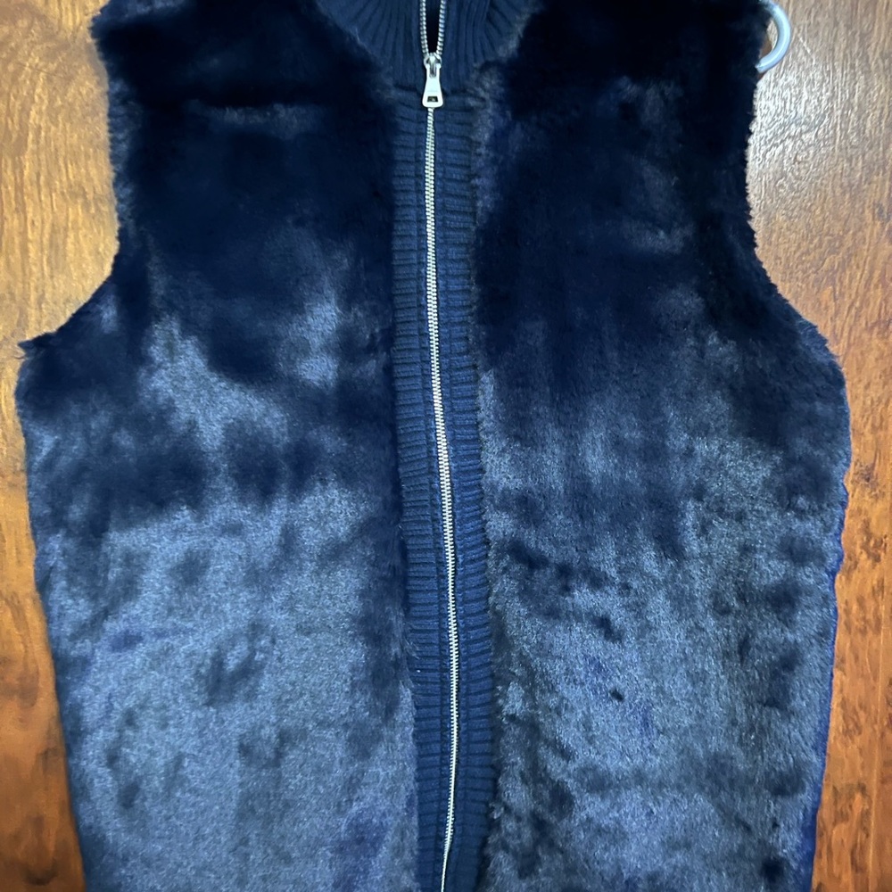 Liz Claiborne Deep Blue Faux Fur Vest